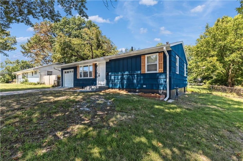 9130 E 44th St, Kansas City, MO 64133