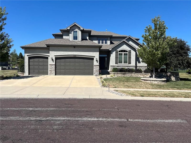 16804 Hauser St, Overland Park, KS 66221