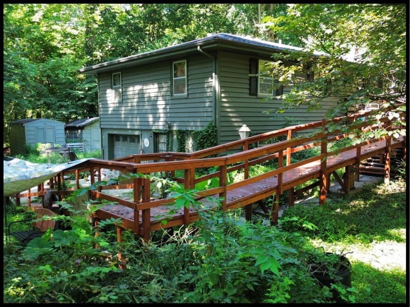 174 SE 250 Rd, Warrensburg, MO 64093