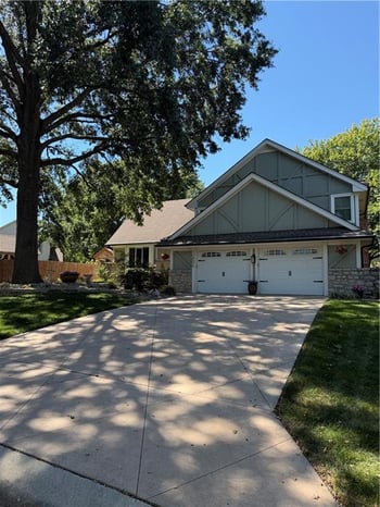 10804 Horton St, Overland Park, KS 66211