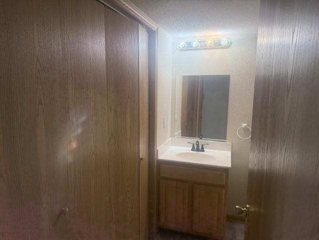 18504 E 3rd Street Ct, Independence, MO 64056
