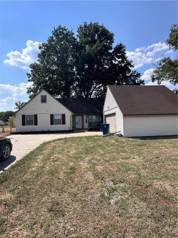 512 Westwood Dr, Coffeyville, KS 67337