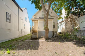 3025 Wayne Ave, Kansas City, MO 64109