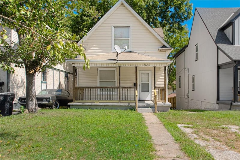 3025 Wayne Ave, Kansas City, MO 64109