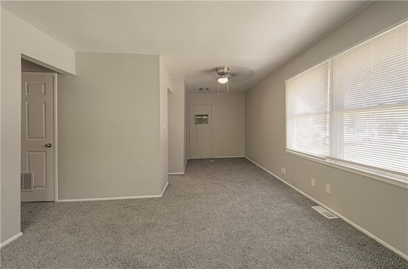 4319 Towers Rd, Kansas City, MO 64130
