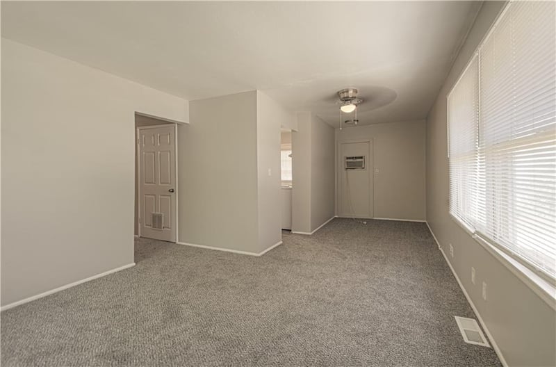4319 Towers Rd, Kansas City, MO 64130
