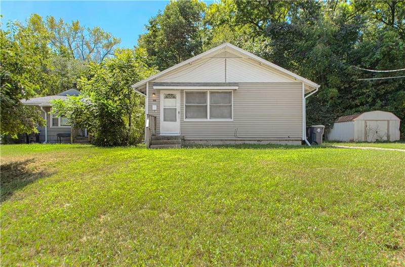 4319 Towers Rd, Kansas City, MO 64130