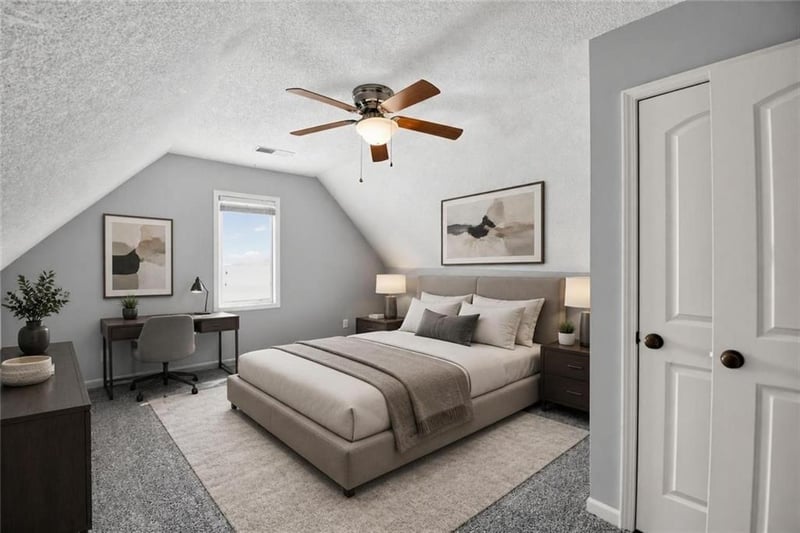 228 SW Ascot Cir, Lee's Summit, MO 64082