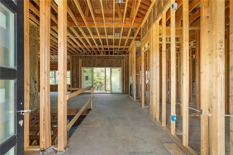 25006 W 89th St, Lenexa, KS 66227