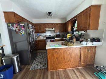 10902 N Harrison St, Kansas City, MO 64155