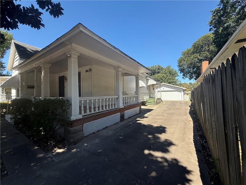 714 W 8th St, Pittsburg, KS 66762