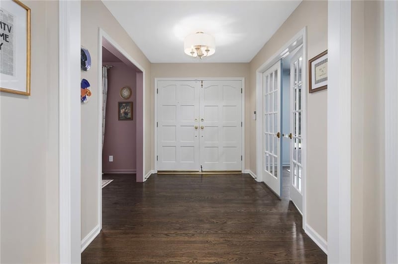 10500 Farley St, Overland Park, KS 66212