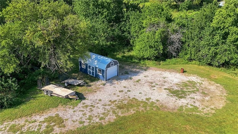 00000 Honey Creek Rd, Tonganoxie, KS 66086