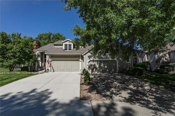 12014 Hemlock St, Overland Park, KS 66213