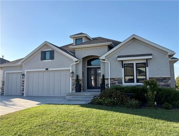 2818 NE 102nd St, Kansas City, MO 64155