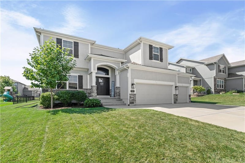 2111 NE 114th St, Kansas City, MO 64155