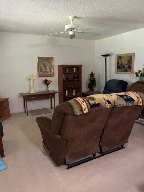 2283 NE 69th St, Gladstone, MO 64118