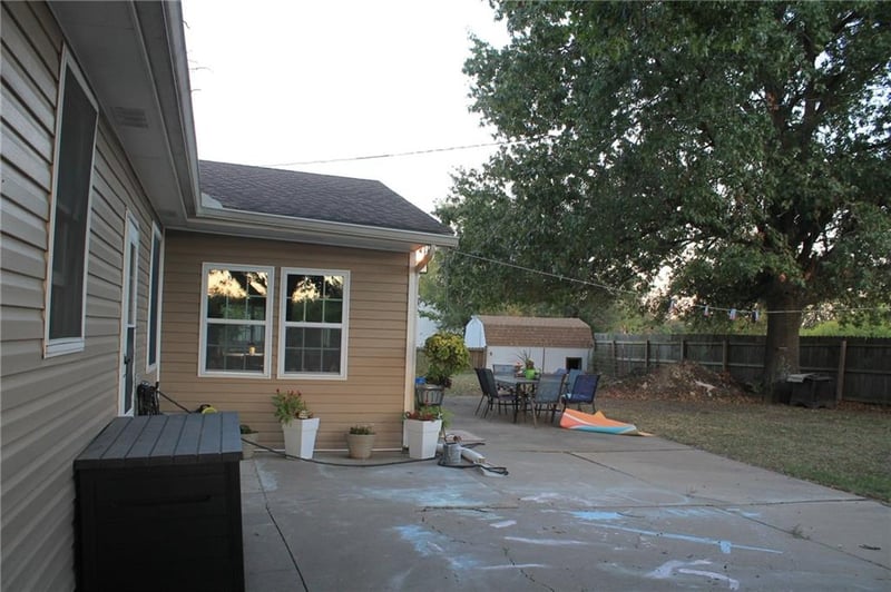 1805 New Mexico Rd, Iola, KS 66749