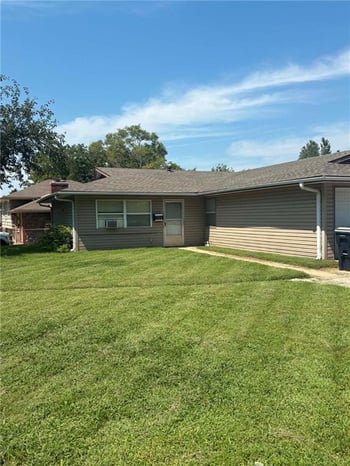 746 Blue Ridge Blvd, Kansas City, MO 64125