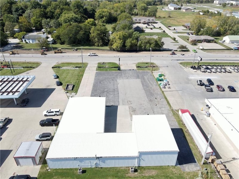 2507 S Main St, Maryville, MO 64468