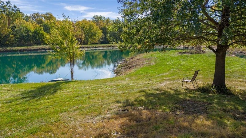 705 Broadway Ave, Richmond, MO 64085