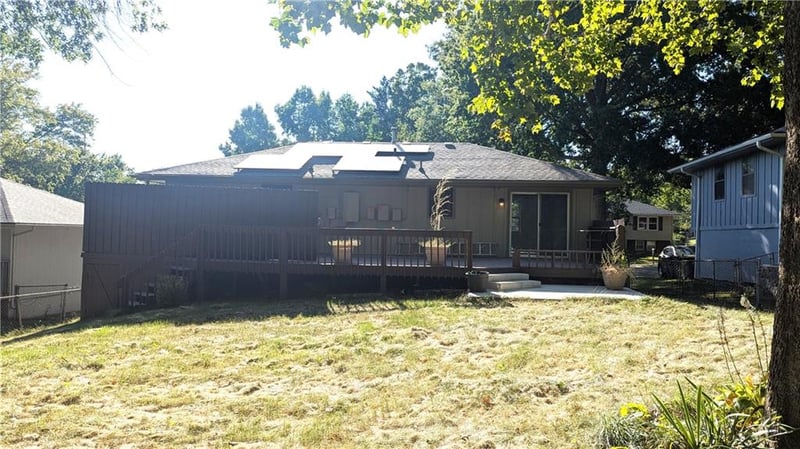 1108 10th St, Blue Springs, MO 64014