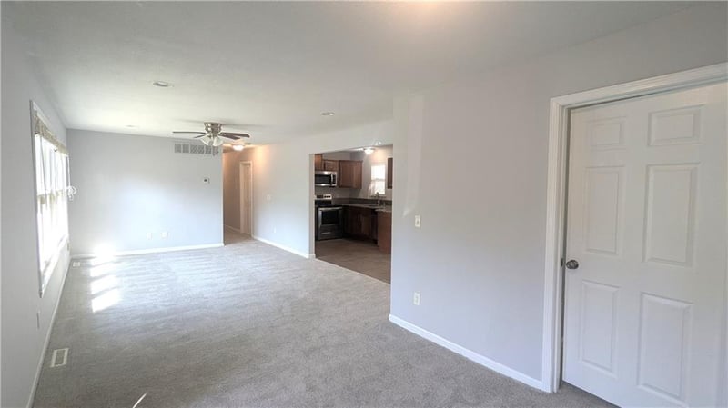 2201 NW Vesper St, Blue Springs, MO 64015