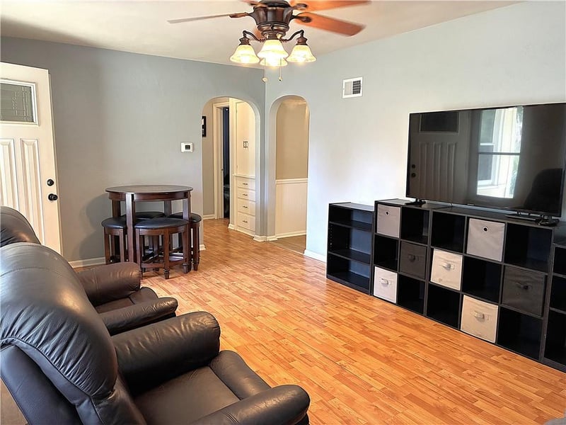 12208 W 55 St, Shawnee, KS 66216