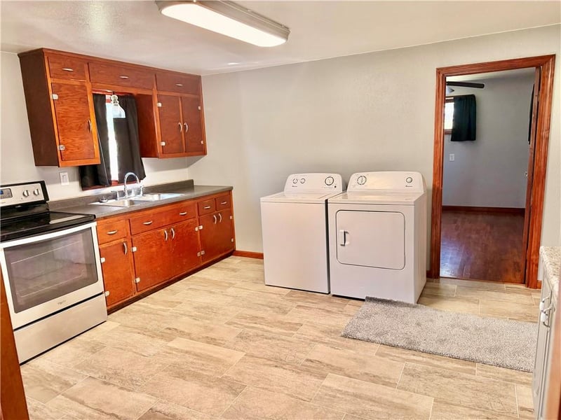 311 N Broadway St, Princeton, MO 64673