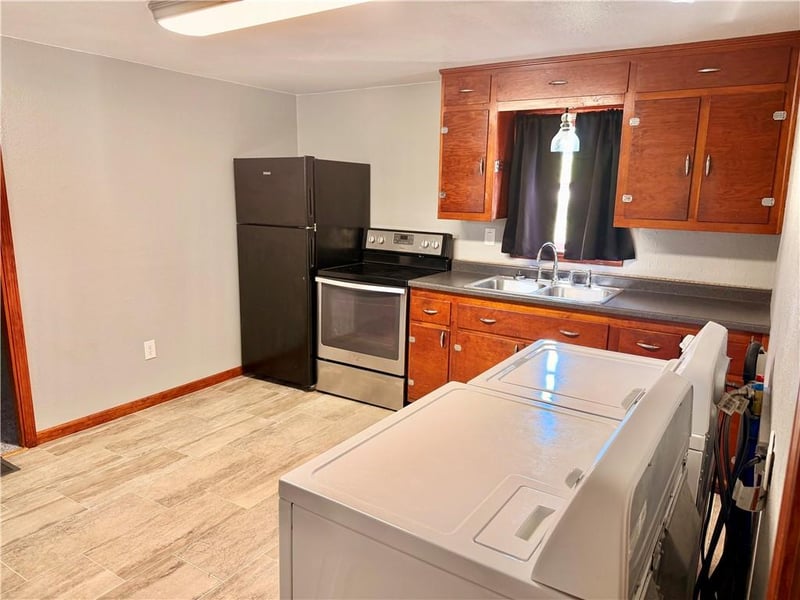 311 N Broadway St, Princeton, MO 64673