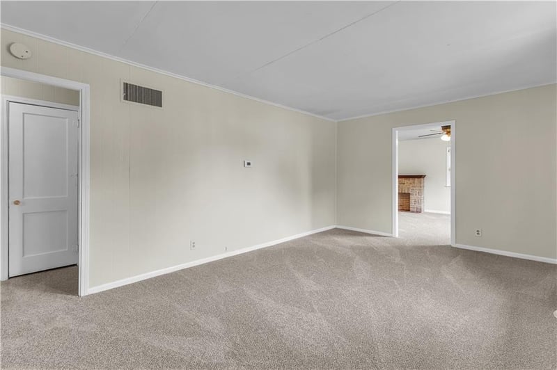 6609 King Hill Ave, St Joseph, MO 64504