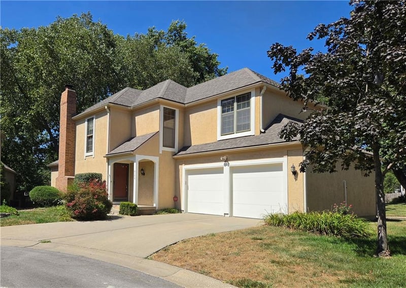 9172 W 102nd Ter, Overland Park, KS 66212