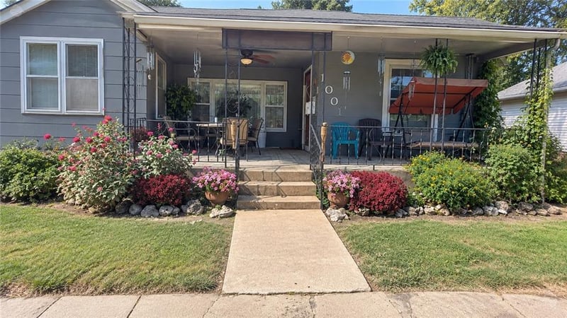 1001 Grant St, Neodesha, KS 66757