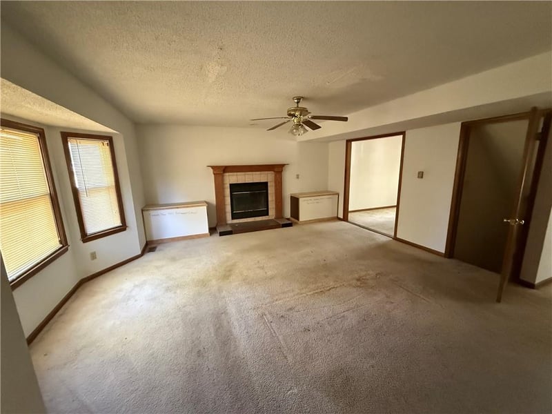 1101 Somerset Cir, Lawrence, KS 66049