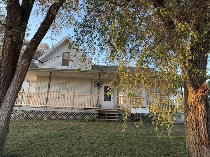 5345 NW Jewell Dr, Kidder, MO 64649