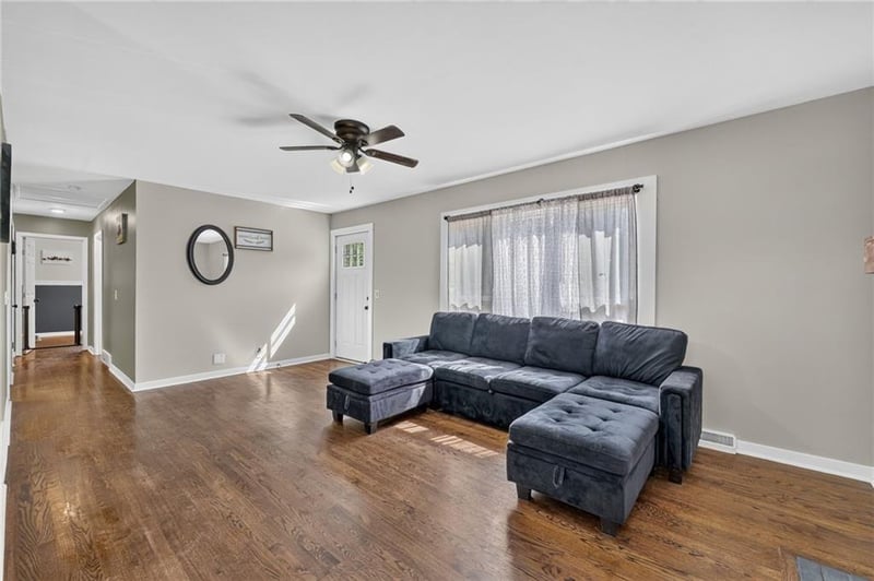 5609 N Lenox Ave, Kansas City, MO 64151