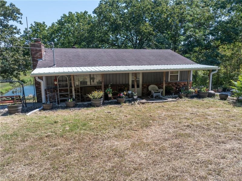 26193 Wiedenmann Pl, Edwards, MO 65326