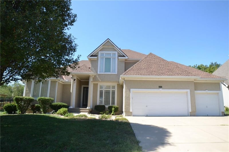 6328 N Spruce Ave, Kansas City, MO 64119