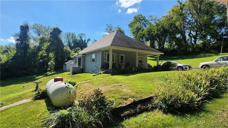 401 Biddle St, Camden, MO 64019