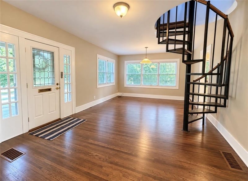 1424 N Mulberry St, Maryville, MO 64468