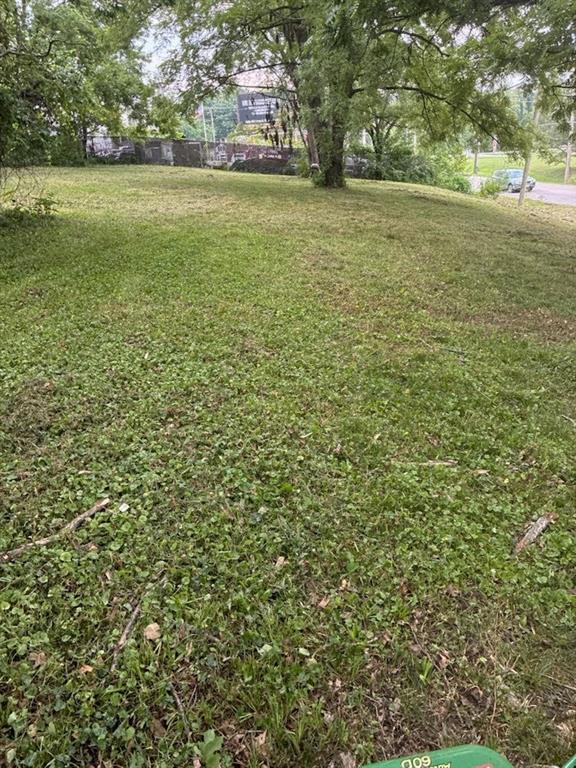 4801 NW Waukomis Dr, Northmoor, MO 64151