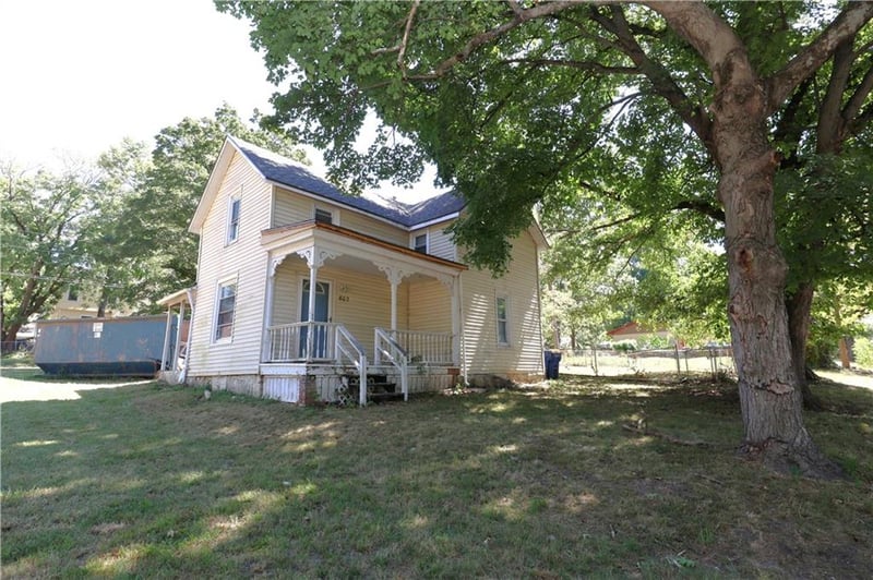 802 Locust St, Eudora, KS 66025