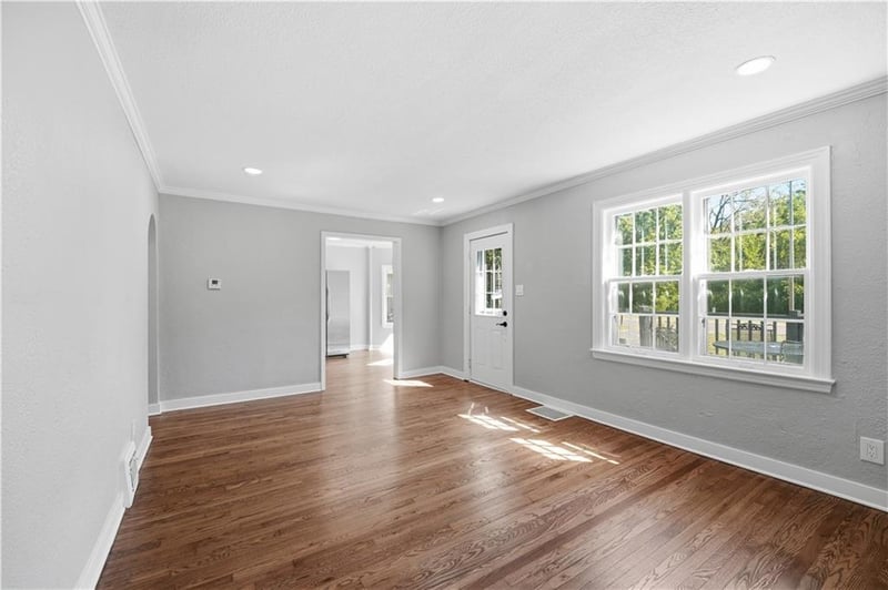 5342 Foster St, Overland Park, KS 66202
