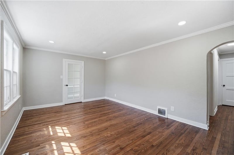 5342 Foster St, Overland Park, KS 66202