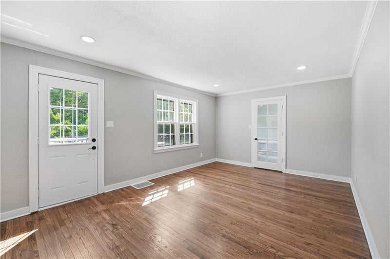 5342 Foster St, Overland Park, KS 66202