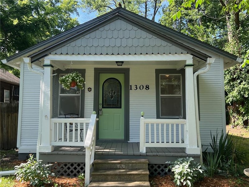 1308 Oak Hill Ave, Lawrence, KS 66044