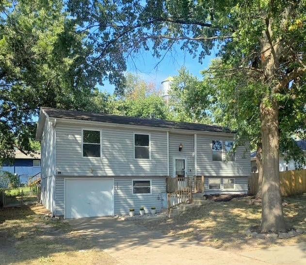 108 W Mcdonald St, Edgerton, KS 66021