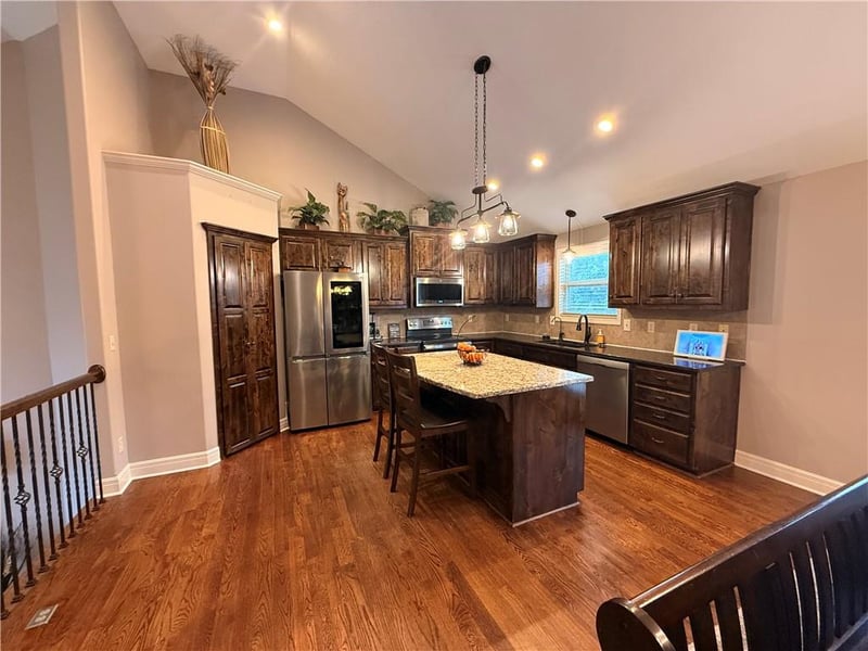 1900 Curtis Dr, Greenwood, MO 64034