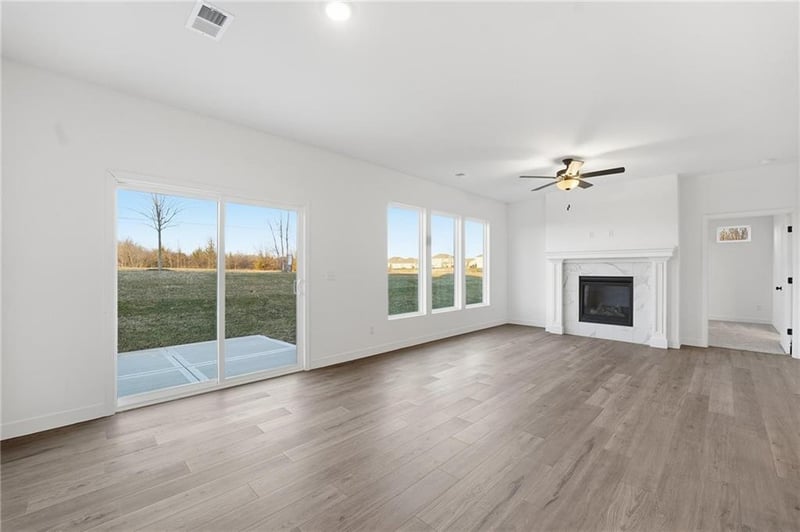 20533 Millview Rd, Spring Hill, KS 66083
