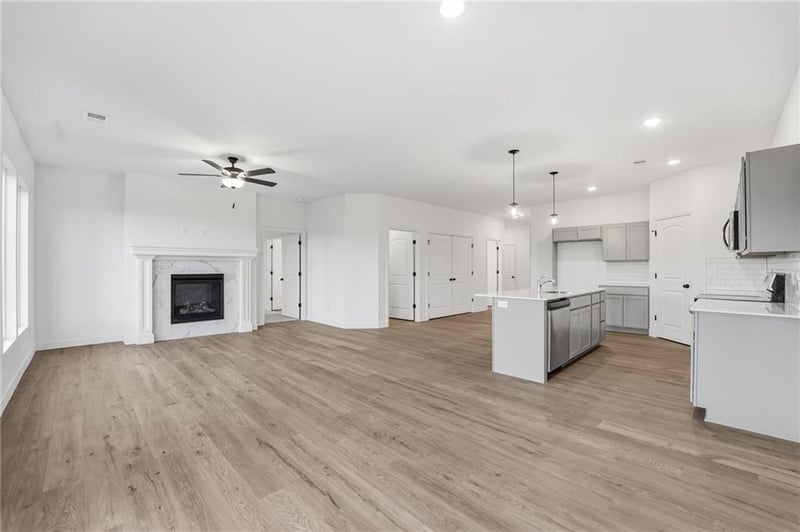 20533 Millview Rd, Spring Hill, KS 66083
